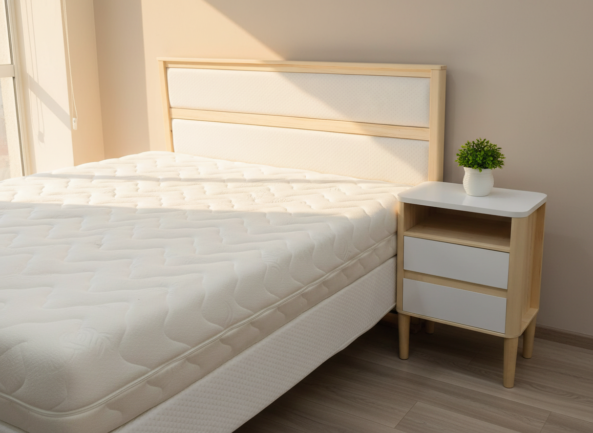 House Of Dreamz  Base de cama em madeira com cabeceira